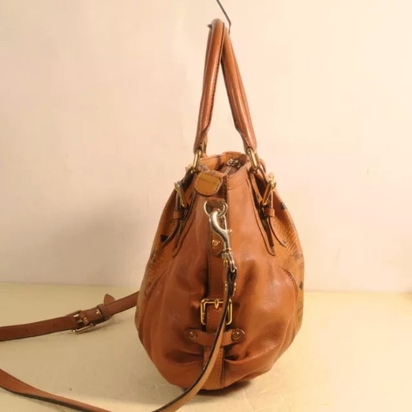 •~• SOLD•~• AUTHENTIC MCM Visetos Cross Shoulder Bag •~• SOLD •~• - Picture 5 of 9